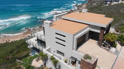 House For Sale in Pinnacle Point Golf Estate, Mossel Bay